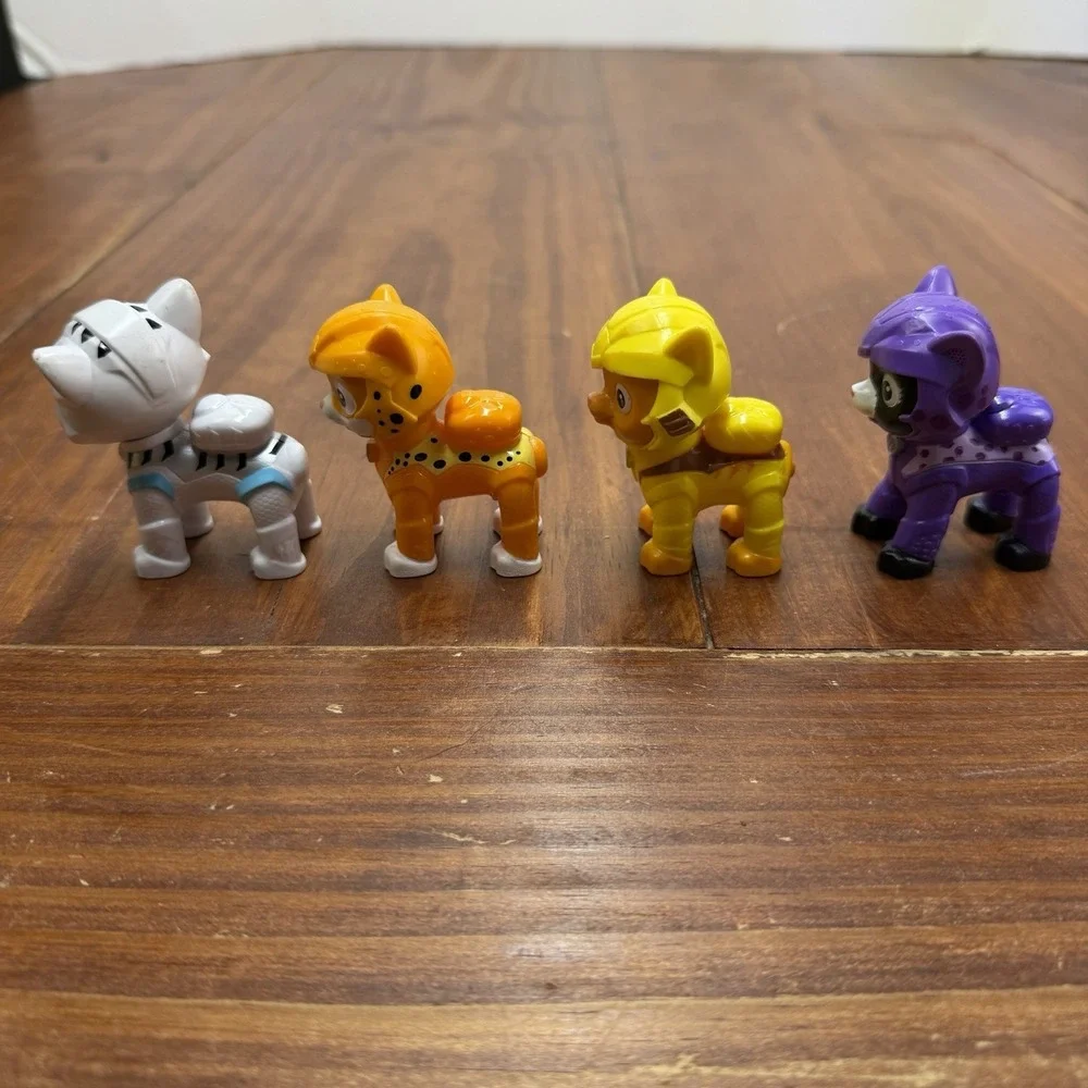 PAW PATROL CAT PACK  Action Figures Set  Rory, Shade, Leo & Wildcat